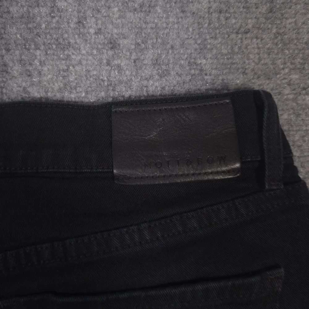 Mott & Bow Slim Jay Jeans Mens 30x27* Black Ultra Soft Stretch Denim Lightweight